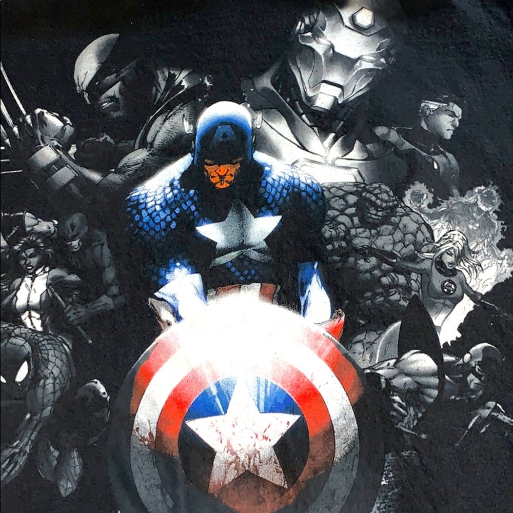 Marvel comics T-shirt captain America